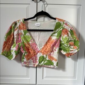 Floral Puff Sleeve Crop Top